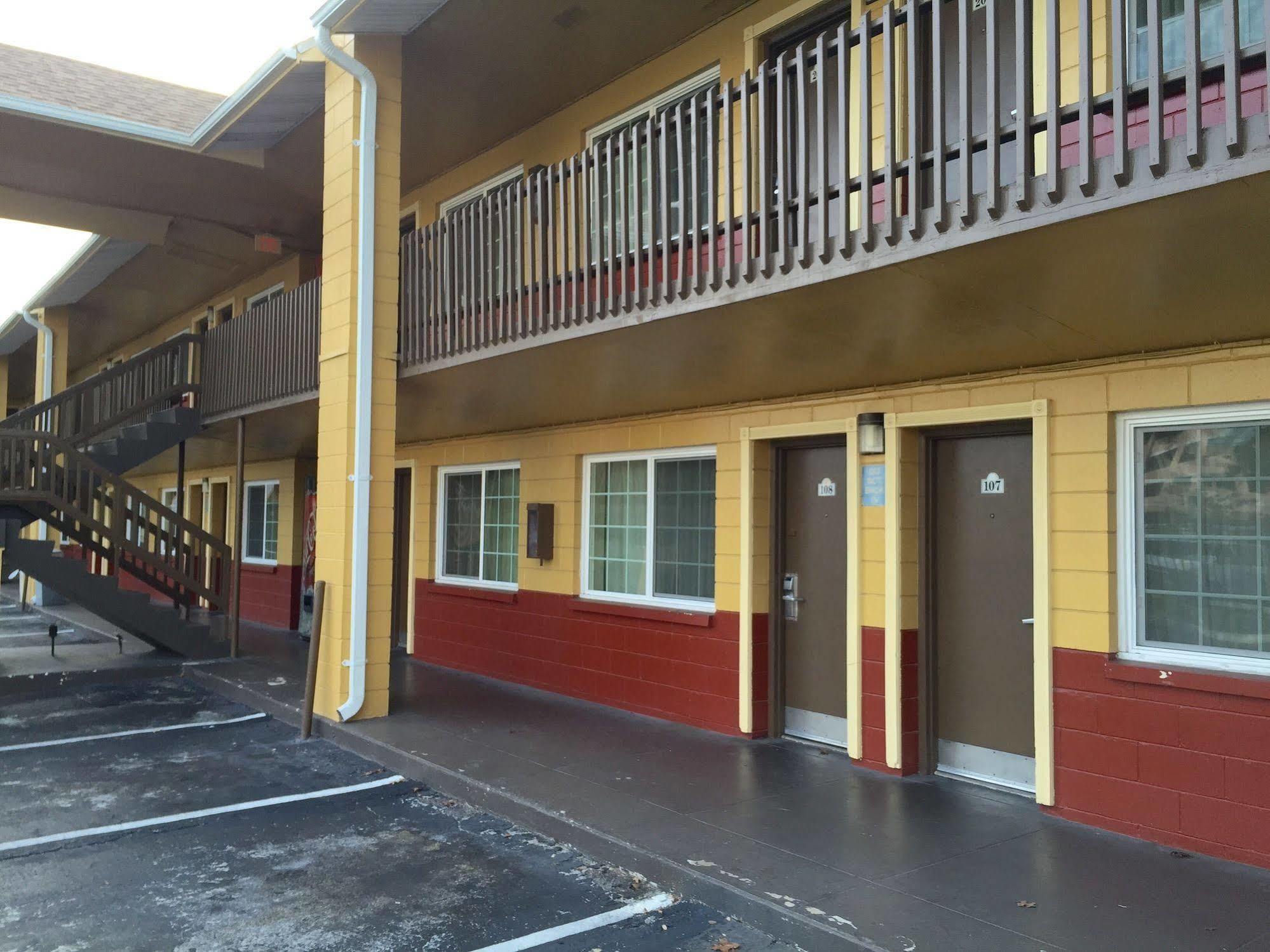 Gainesville Lodge Exterior photo